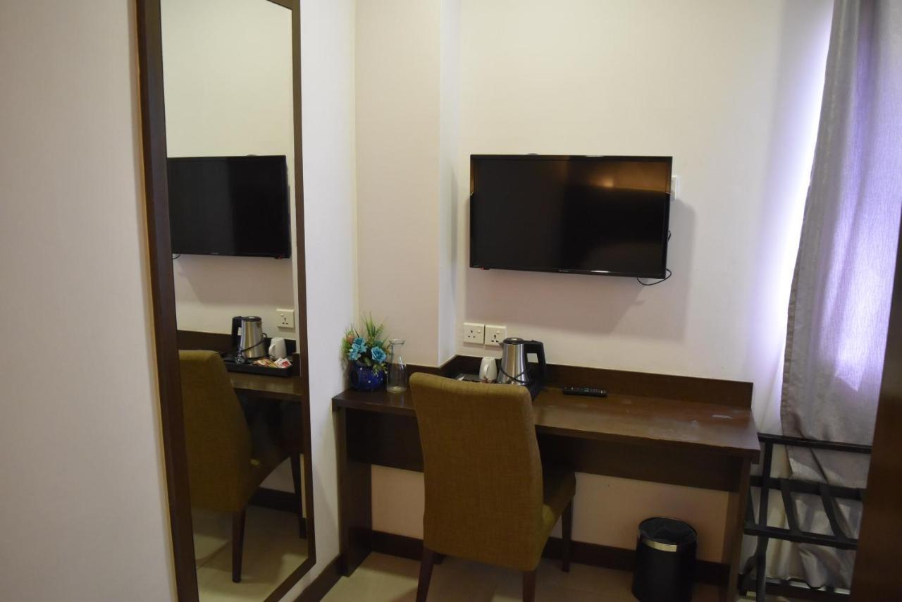 Sunrise Hotel Petaling Jaya Exterior foto